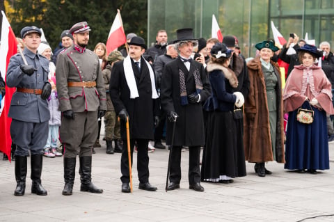 Obchody Święta Niepodległości na pl. Wolności we Wrocławiu. "Niepodległość nie jest dana raz na zawsze" - 38