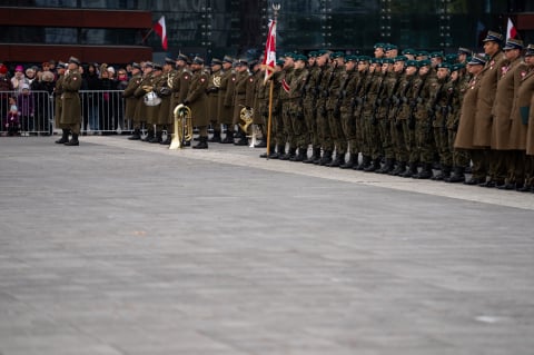 Obchody Święta Niepodległości na pl. Wolności we Wrocławiu. "Niepodległość nie jest dana raz na zawsze" - 6