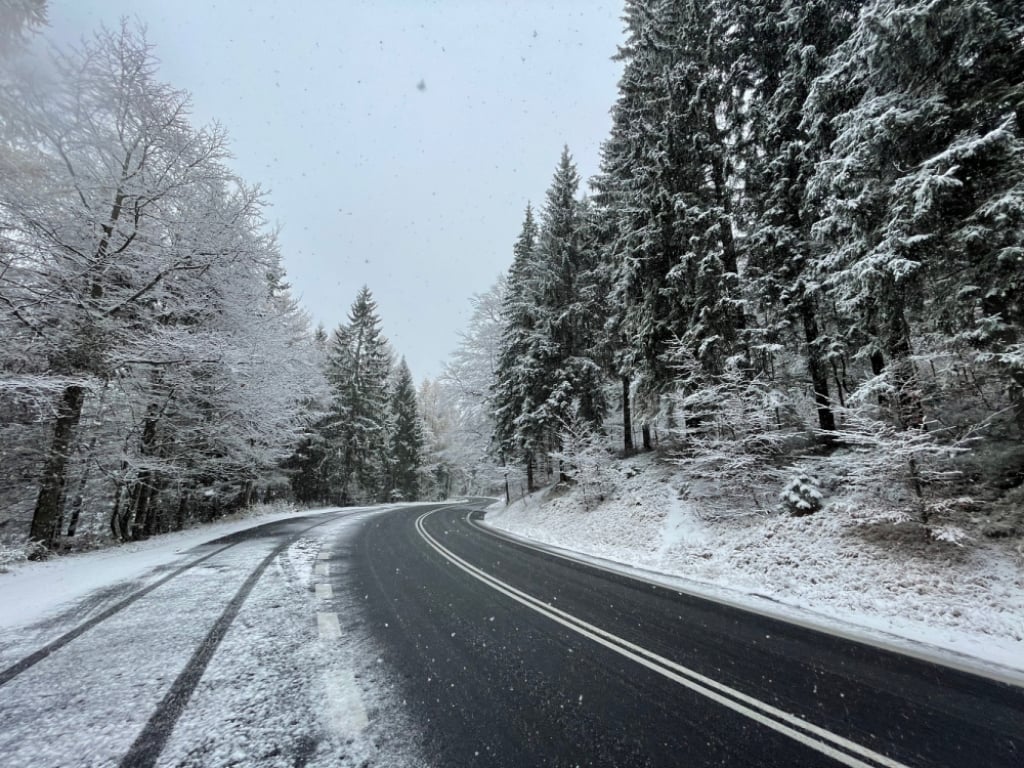 Karkonosze utoną w śniegu. Może spaść nawet 50 centymetrów! - Nad Karkonosze nadciąga niż znad Skandynawii. Fot. Jakub Thauer