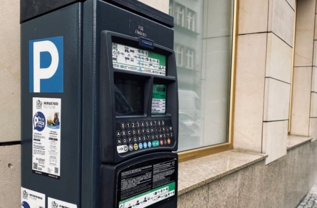 Uwaga na fałszywe kody QR na wrocławskich parkomatach! Kolejna próba oszustwa - Uwaga na fałszywe kody QR na wrocławskich parkomatach! 