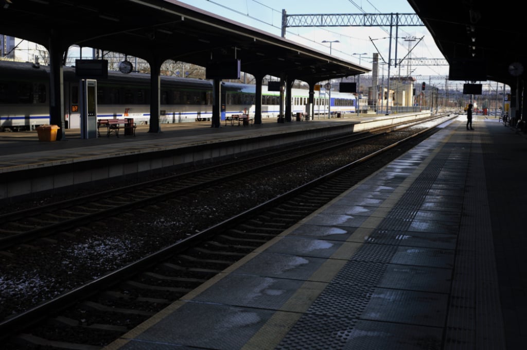 Pociągiem Pendolino nie pojedziemy już z Jeleniej Góry do Warszawy