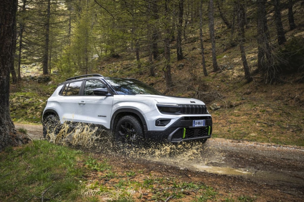 Jeep Avenger MHEV – nowa era miejskiej mobilności - Materiał Sponsora