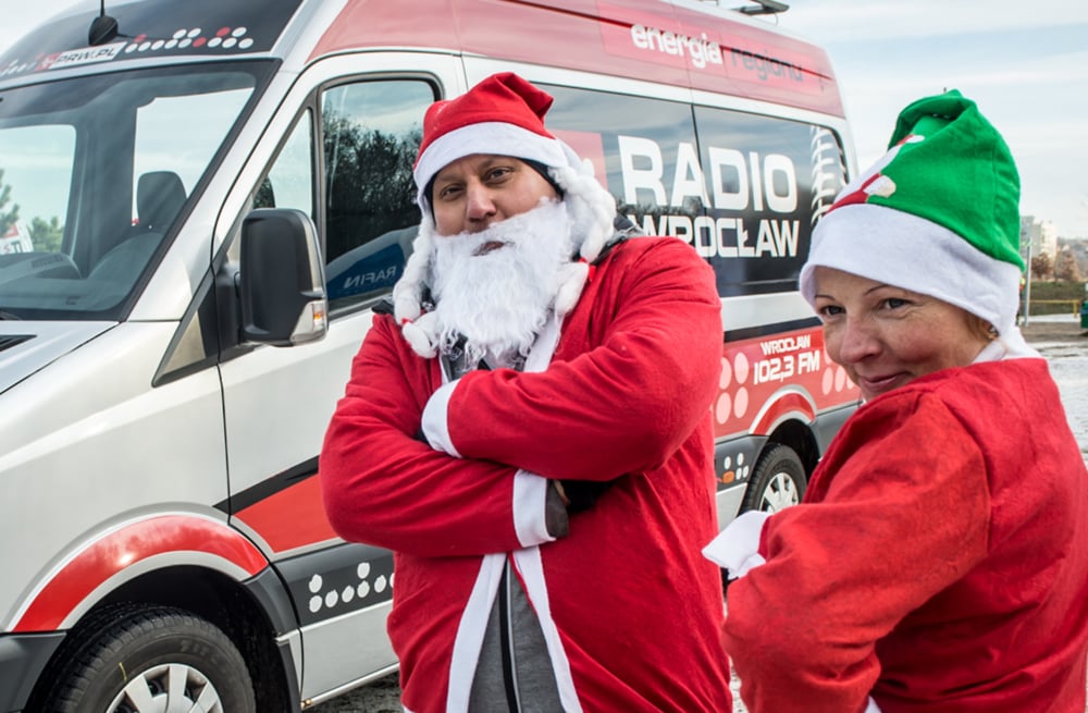 Mikołaj rozda prezenty w Radiu Wrocław. Słuchajcie nas 6 grudnia - Mikołaj rozda prezenty w Radiu Wrocław