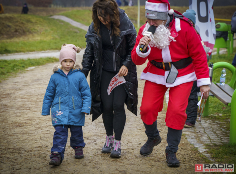 Mikołajkowy bieg Radia Wrocław. Tak się bawiliście [ZOBACZ] - 100