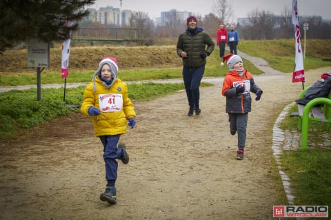 Mikołajkowy bieg Radia Wrocław. Tak się bawiliście [ZOBACZ] - 154