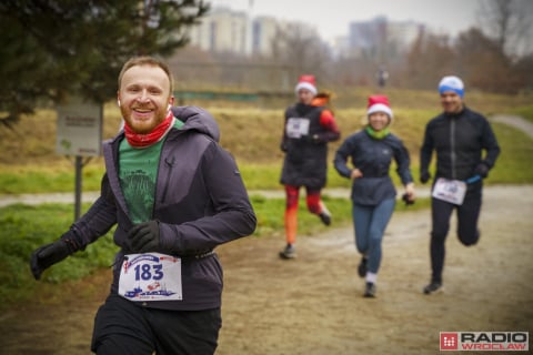 Mikołajkowy bieg Radia Wrocław. Tak się bawiliście [ZOBACZ] - 245