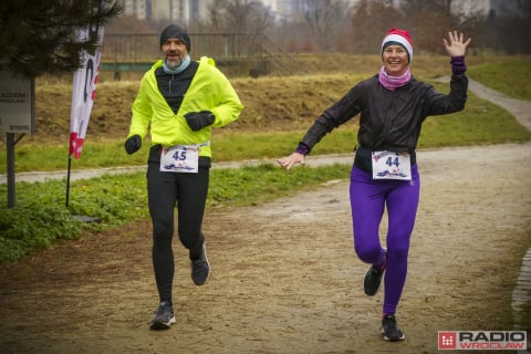 Mikołajkowy bieg Radia Wrocław. Tak się bawiliście [ZOBACZ] - 250