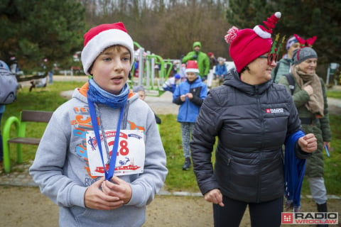 Mikołajkowy bieg Radia Wrocław. Tak się bawiliście [ZOBACZ] - 17