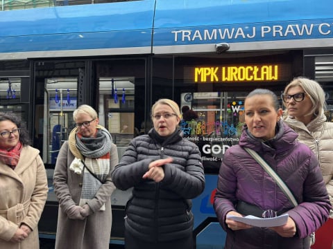 Wrocław świętuje Międzynarodowy Dzień Praw Człowieka wyjątkowym tramwajem - 0