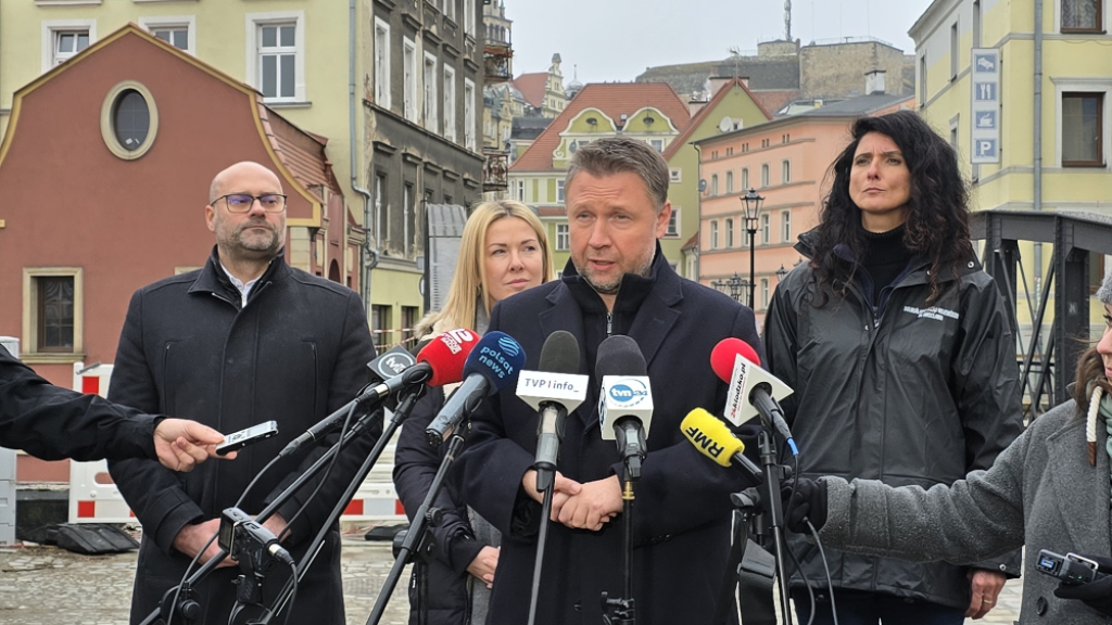 Minister Kierwiński ponownie na Dolnym Śląsku. Zapowiedział odbudowę ważnych obiektów - Minister Marcin Kierwiński odwiedził Dolny Śląsk. Fot. Jarosław Wrona