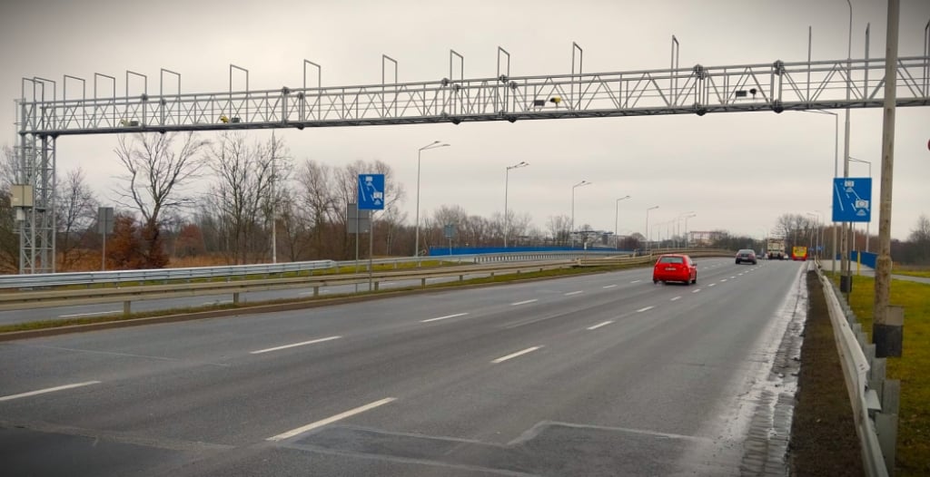 Ruszył odcinkowy pomiar prędkości na alei Sobieskiego we Wrocławiu - Ruszył odcinkowy pomiar prędkości na alei Sobieskiego. Fot. canard.gitd.gov.pl