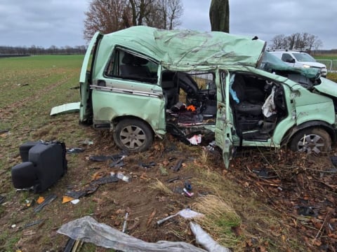 Wypadek w Komorowie. Mikołaj i Karol zginęli w drodze szkoły. Uczniowie i nauczyciele w żałobie - 1