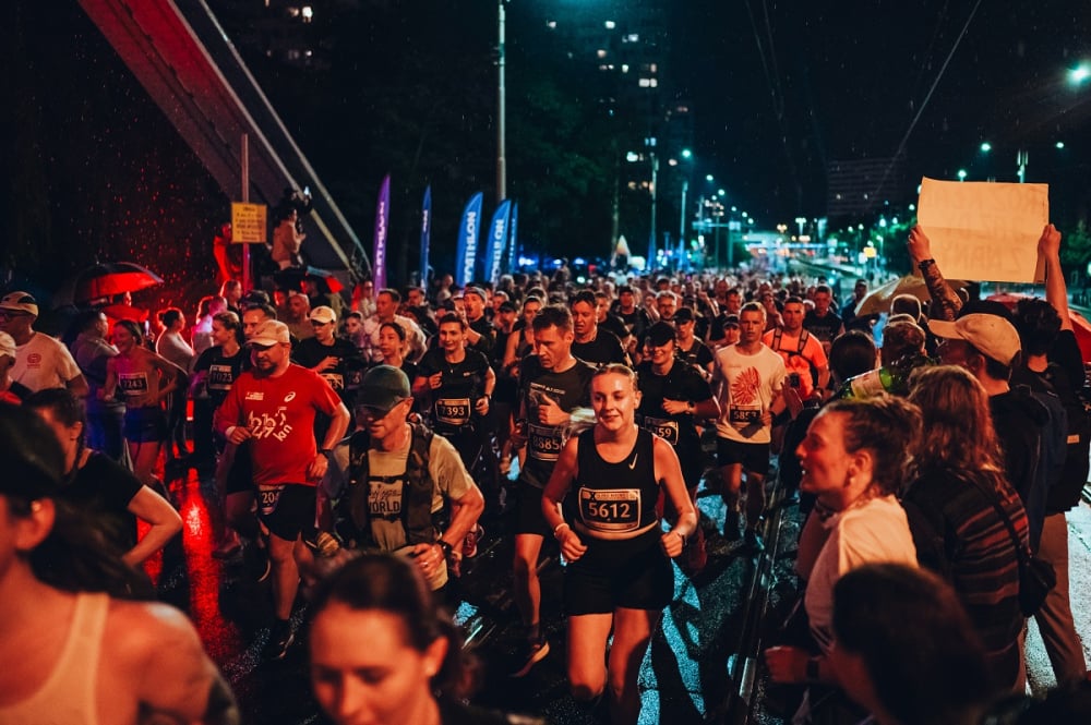 12 tysięcy pakietów w 30 godzin. Nowy rekord Nocnego Półmaratonu we Wrocławiu - PKO Nocny Wrocław Półmaraton to najpopularniejsza impreza biegowa w stolicy Dolnego Śląska, fot. mat. prasowe