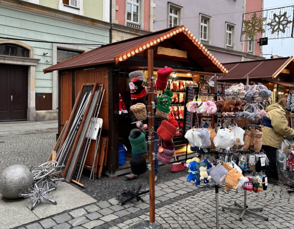 Koniec jarmarku bożonarodzeniowego we Wrocławiu. Ile zarobiło na nim miasto? - Tegoroczny jarmark bożonarodzeniowy we Wrocławiu dobiegł końca. Fot. Joanna Jaros