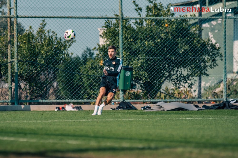 Zagłębie Lubin wygrywa w pierwszym meczu w Belek - Piłkarze Zagłębia Lubin tradycyjnie przygotowują się do rundy wiosennej w tureckim Belek. Fot. mat. prasowe zaglebie.com