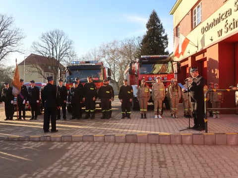 Nowa remiza błyszcz w Ścinawie. „W końcu mamy budynek na miarę XXI wieku" - 5