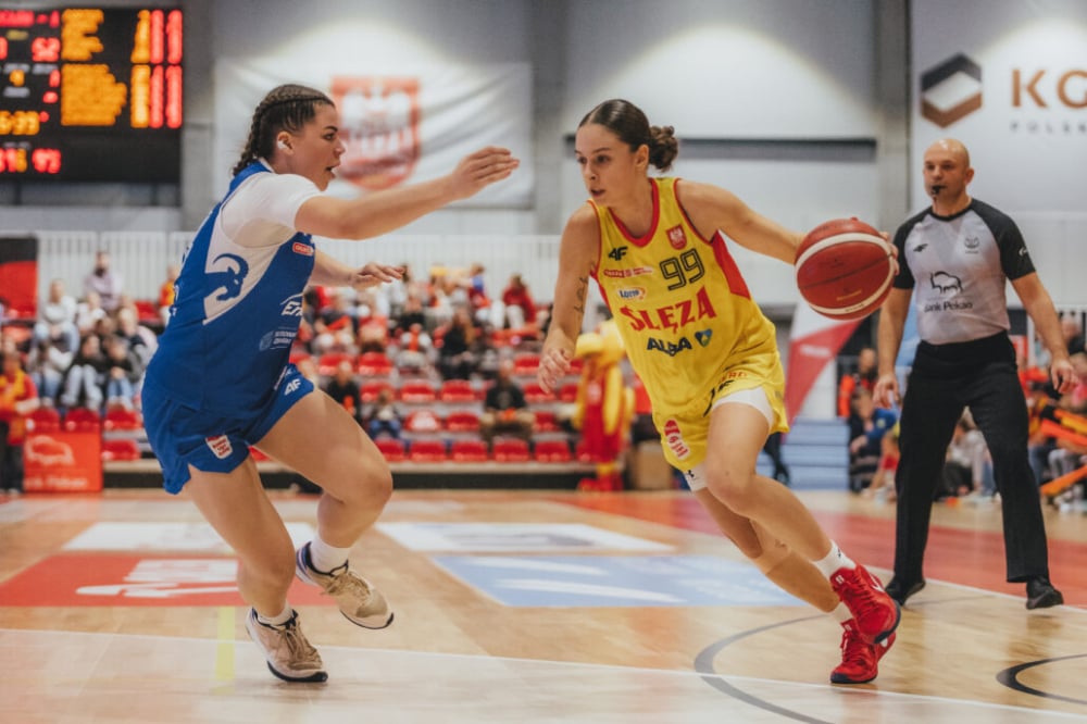 Cztery koszykarki Ślęzy w składzie na eliminacje EuroBasketu  - 20-letnia Aleksandra Mielnicka stanie przed szansą debiutu w reprezentacji Polski. Fot. slezawroclaw.pl