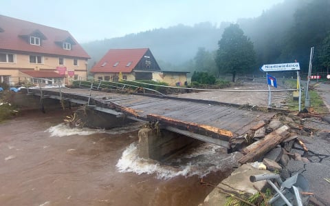 Wojsko zbuduje most w gminie Walim. To jednak kropla w morzu potrzeb. Straty są szacowane na 34 mln zł - 1