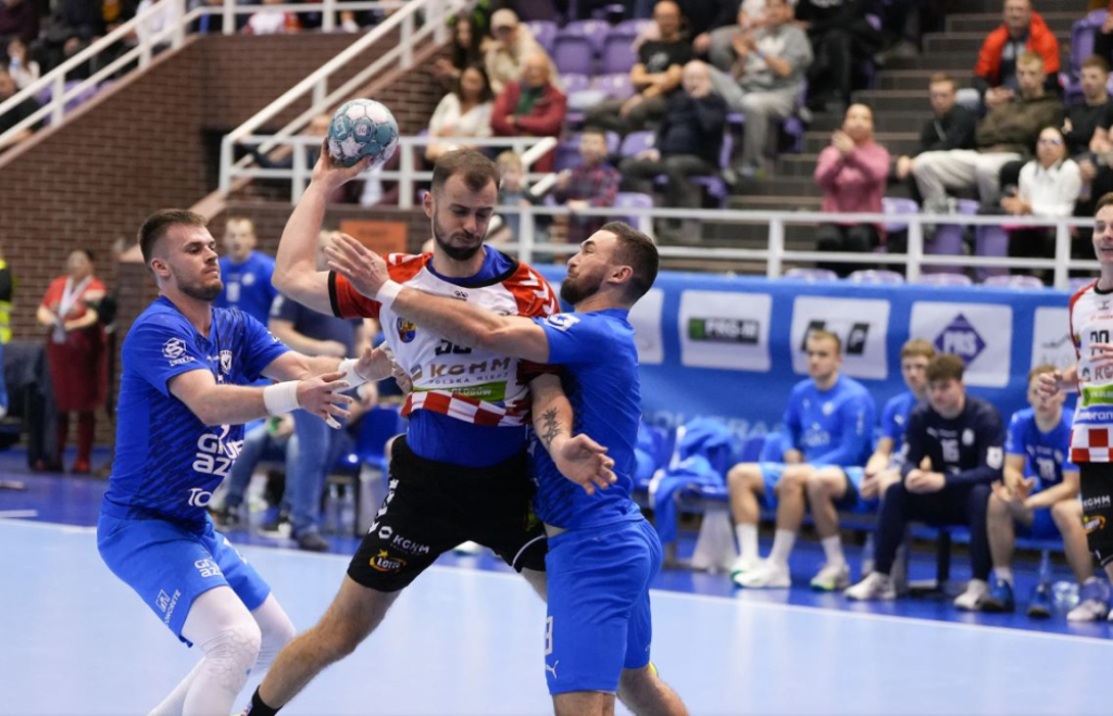 Druga wygrana Polaków w turnieju o Puchar Prezydenta IHF - Paweł Paterek był najskuteczniejszym graczem Polaków w wygranym meczu z Kuwejtem - fot. ilustracyjne/chrobryhandball.pl