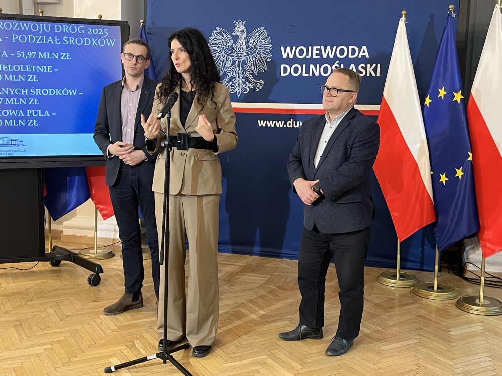 Dolny Śląsk otrzyma ponad 58 mln zł więcej na inwestycje drogowe! Wiele projektów otrzyma pełne finansowanie - Wojewoda Dolnośląska Anna Żabska. Fot: Beata Makowska/ Radio Wrocław