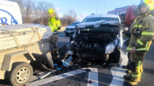 Wypadek dwóch samochodów osobowych na A4. Na miejscu lądował śmigłowiec ratunkowy