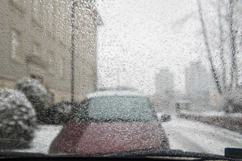 Niedziela z możliwym deszczem i śniegiem - Temperatura maksymalna na Dolnym Śląsku od 2°C do 4°C. Fot. RW