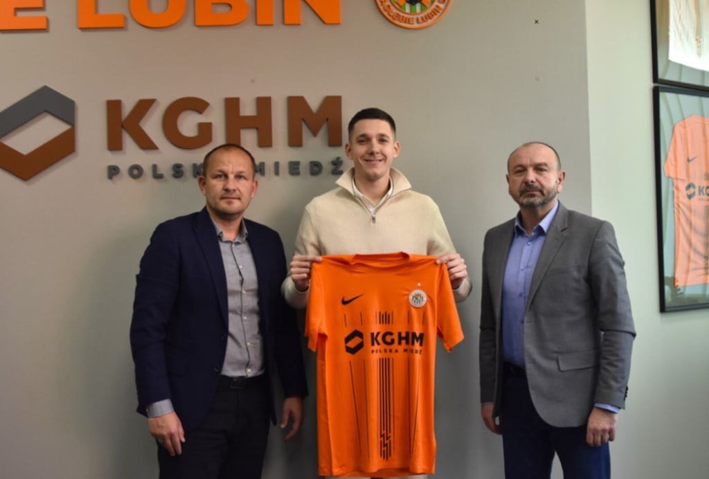 Damian Michalski został nowym piłkarzem Zagłębia. Z Lubina odszedł Kacper Bieszczad - Damian Michalski ostatnio występował w drugiej Bundeslidze. Fot. zaglebie.com