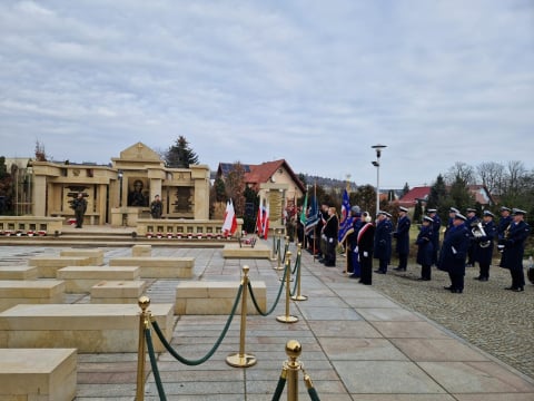 85 lat temu zesłano na Sybir pierwszych Polaków. We Wrocławiu uczcili tę rocznicę - 1