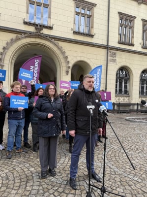 Adrian Zandberg: Biuro prezydenta Sutryka to koryciarskie jądro ciemności - 1