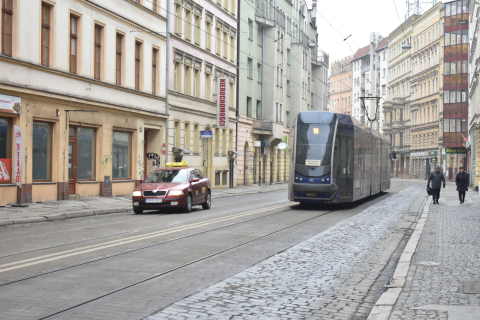 Wrocław: Co dalej ze Szczytnicką? Są dwie koncepcje remontu tej ulicy - 0