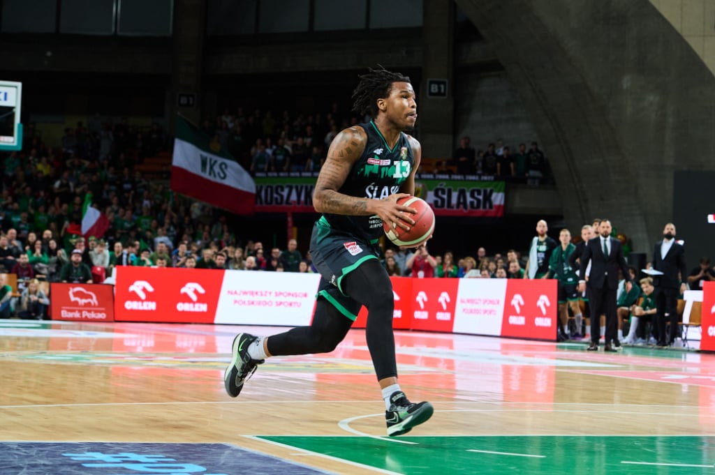 Kenan Blackshear odchodzi z koszykarskiego Śląska - Kenan Blackshear pierwszego sezonu w Europie nie zaliczy do udanych - fot. wks-slask.eu