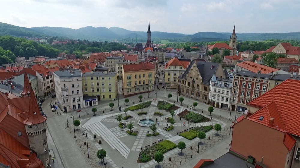 Wałbrzyski Budżet Obywatelski ponownie podzielony na dzielnice! Sprawdź, jakie projekty można zgłosić - Wałbrzych ponownie da mieszkańcom szansę wybrania projektów obywatelskich. Tym razem podział środków będzie inny. Fot: Radio Wrocław