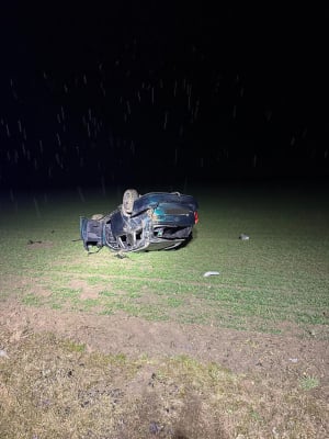 Fatalna sobota na drogach, jedna osoba nie żyje. Warunki do jazdy wciąż będą trudne - 2