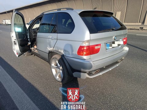 Dwa zderzenia na Autostradowej Obwodnicy Wrocławia. Utrudnienia w obu kierunkach - 8