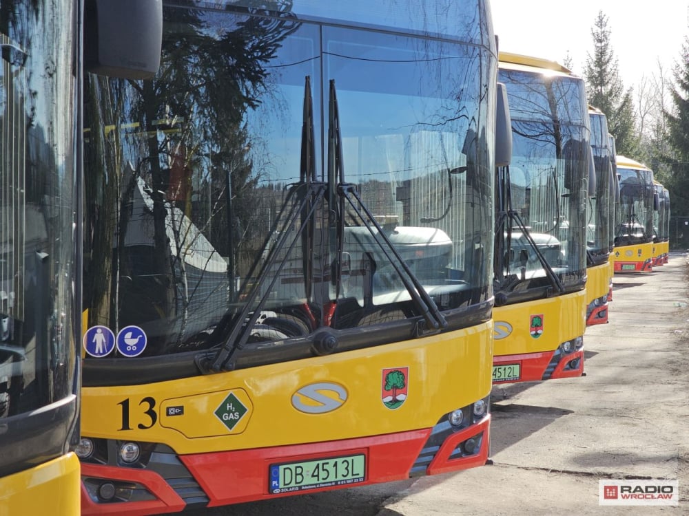 Wałbrzych: Awaria autobusów wodorowych. Wiemy, jaka może być przyczyna - Awaria autobusów wodorowych w Wałbrzychu. Fot. Bartosz Szarafin