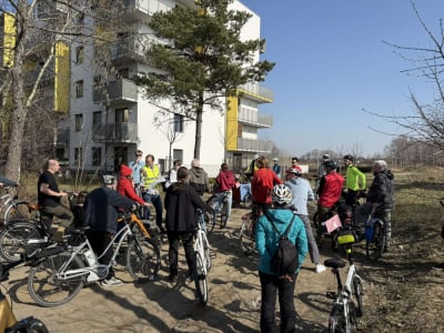 Rowerowa wyprawa potencjalną trasą tramwaju na Psie Pole. Jak warianty przejazdu oceniają mieszkańcy?