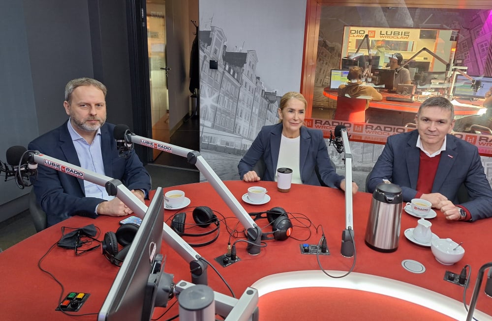 Debata parlamentarna: Paweł Hreniak, Iwona Krawczyk i Arkadiusz Sikora - Poniedziałkowa debata parlamentarna w Radiu Wrocław. Fot. RW