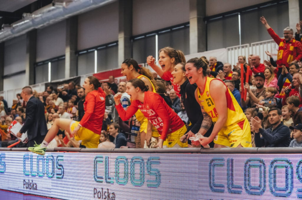 Ślęza Wrocław poznała rywala w półfinale Basket Ligi Kobiet - Koszykarki Ślęzy Wrocław zagrają o medale Basket Ligi Kobiet.