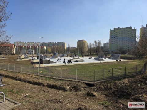 Sport i zieleń na Podzamczu. Otwarto nowy skatepark - 5