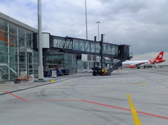 Lotnisko gotowe na Euro (Zobacz)