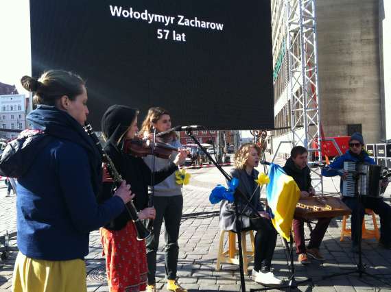 Wrocław solidarnie z Ukrainą (Zdjęcia)