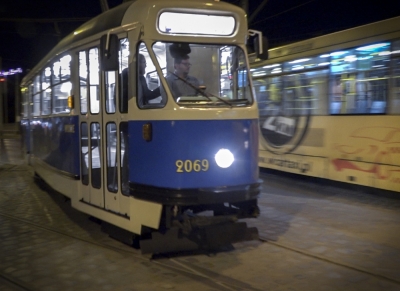 Nocne tramwaje wróciły do Wrocławia [WIDEO, ZDJĘCIA]