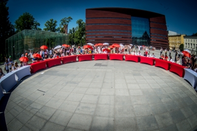 Wrocław: Uczniowie przy okrągłym stole [ZDJĘCIA]
